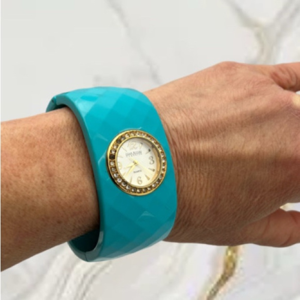 Joan Rivers Classics Wide Clamper Aqua Crystal Accent Hinged Bangle Watch 7”